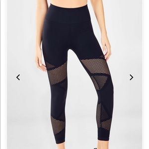 <Fabletics> Black Mosaic High-Waisted 7/8